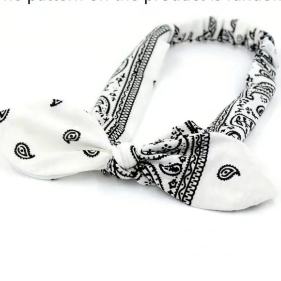 Black & White Paisley Pinup Headband with Bow Knot - Picture 4 of 4